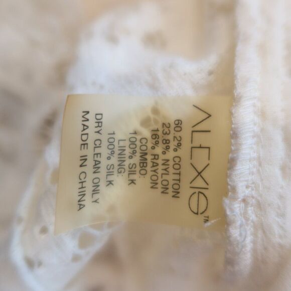 Alexis floral Lace Blouse White black button Romantic Chic Designer formal Larg - Picture 8 of 12